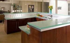 Use glass for kitchen interior design